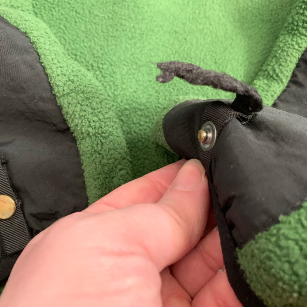 The North Face boys green and black fleece full zip jacket size 14-16 - Picture 5 of 5